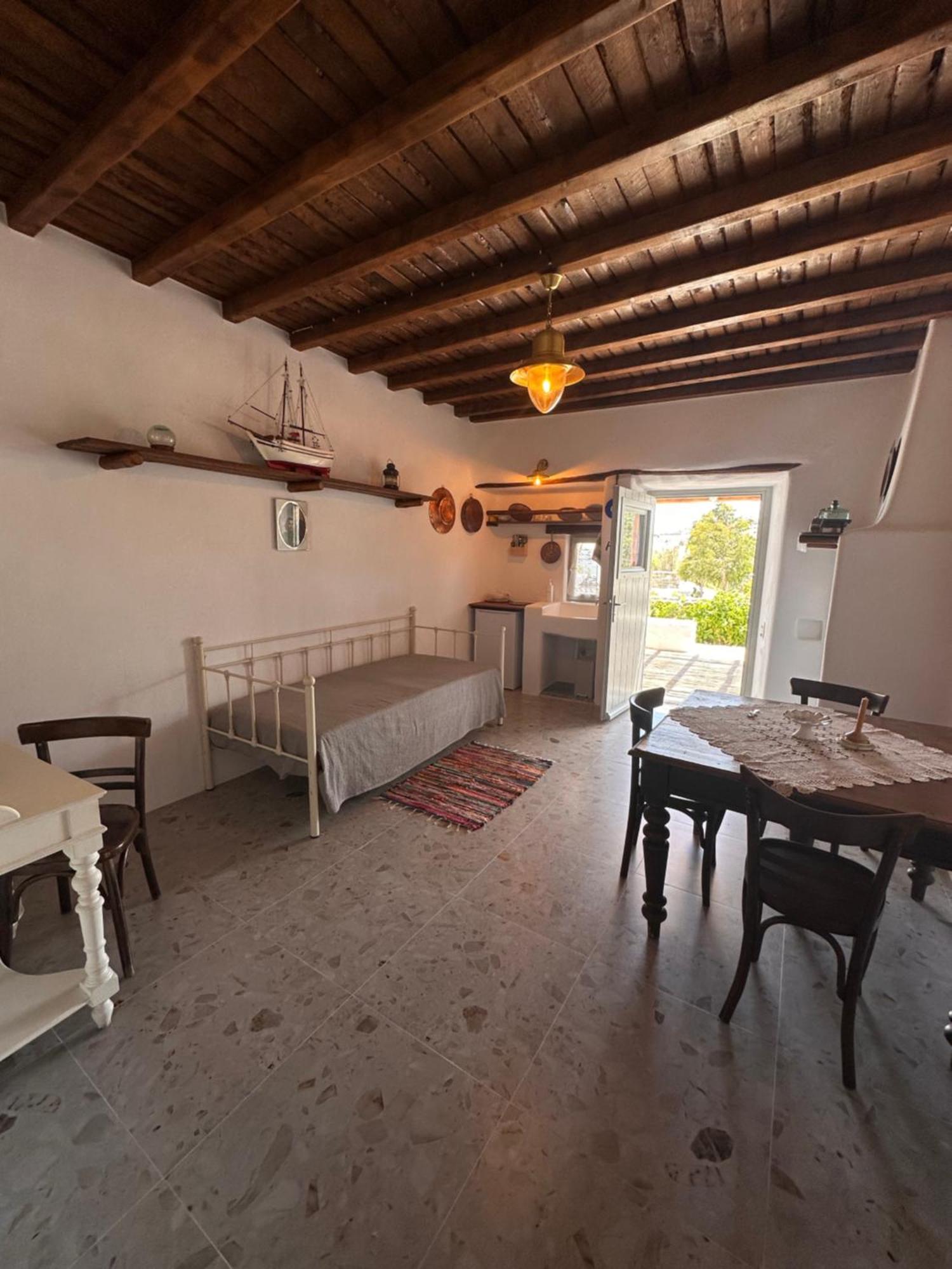 Rizes Mykonos - Folklore Farmstead Mykonos Town Exterior photo